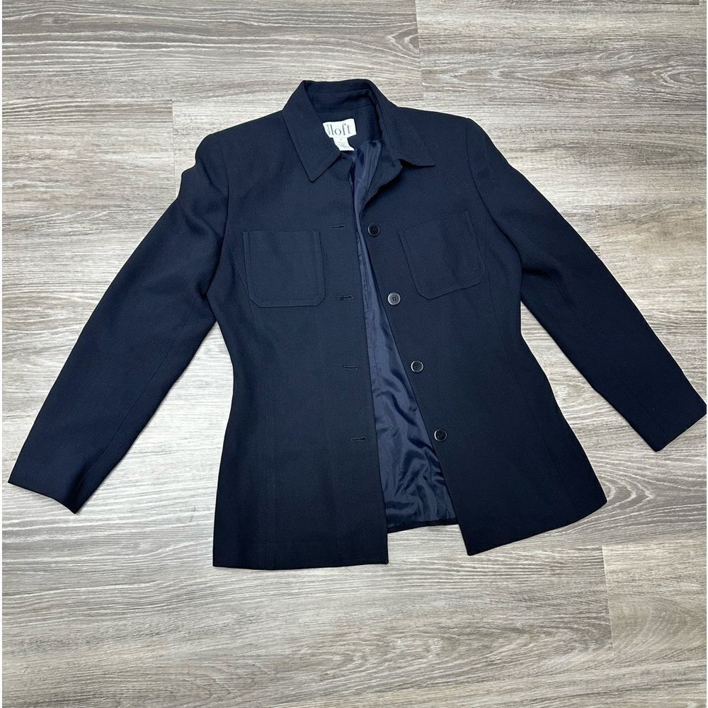 Ann Taylor loft blue blazer size 4